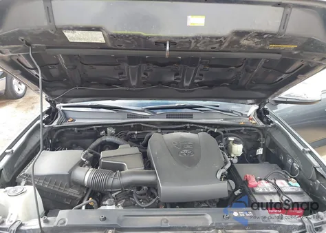 2016 Toyota Tacoma Limited z USA, uszkodzony, nr VIN 3TMEZ5CN7GM017191